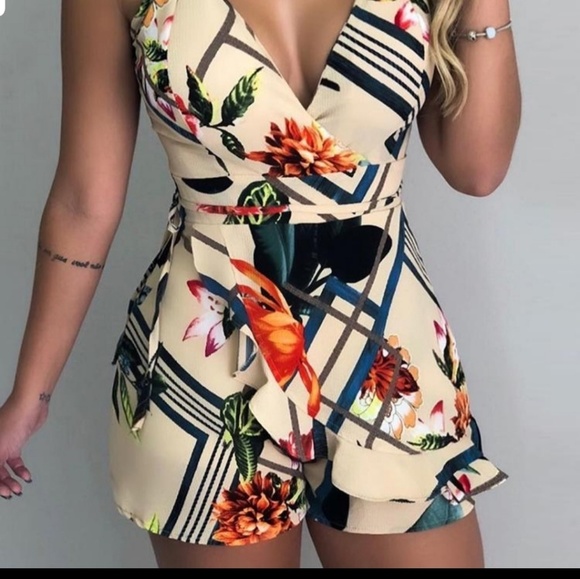 Romper - Picture 1 of 2